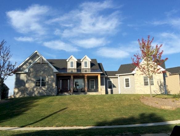 auburn-court-wyndham-drive