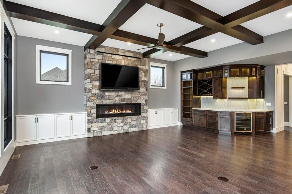 6236_ForestRd_8v2 Forest Road