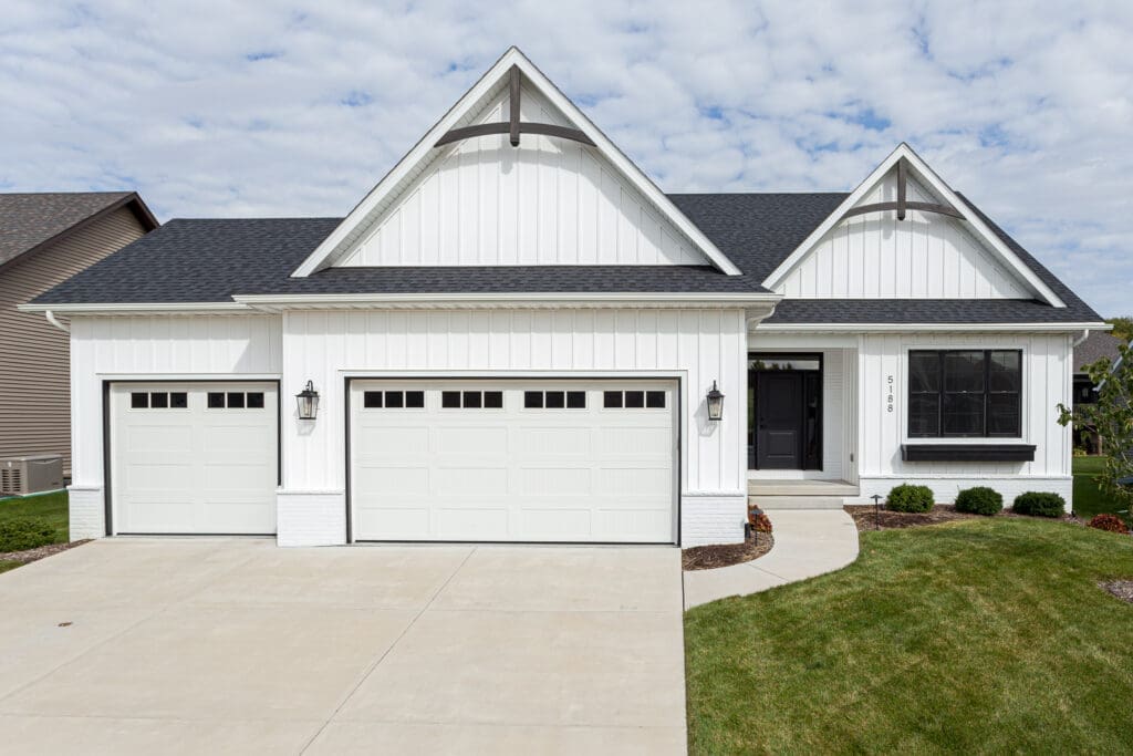 untitled-1 S. Richmond Circle